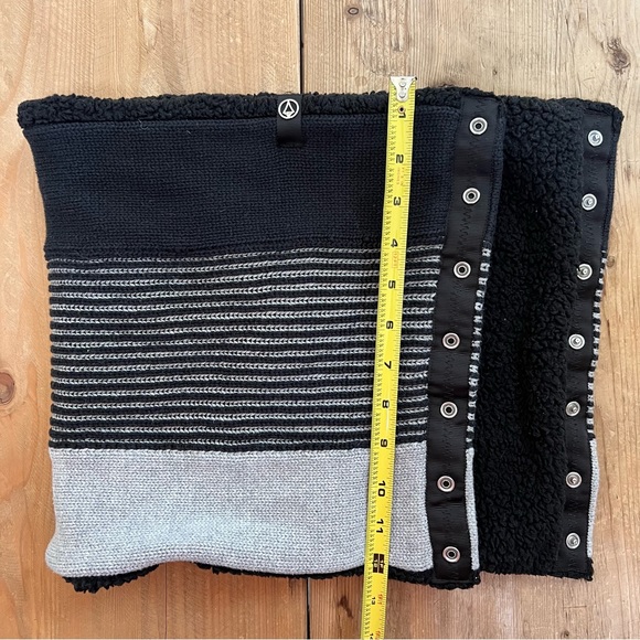 Ivivva by Lululemon Girls Snow Salutation Scarf - Picture 9 of 10